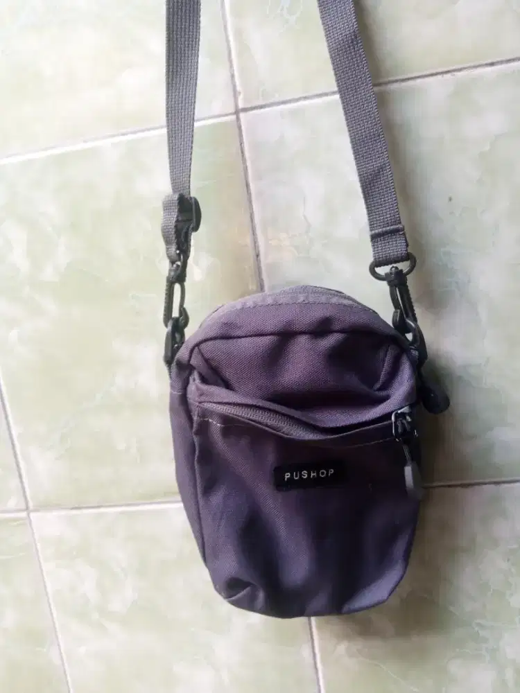 TAS SLEMPANG COWOK/CEWEK BAHAN CORDURA ABU TUA