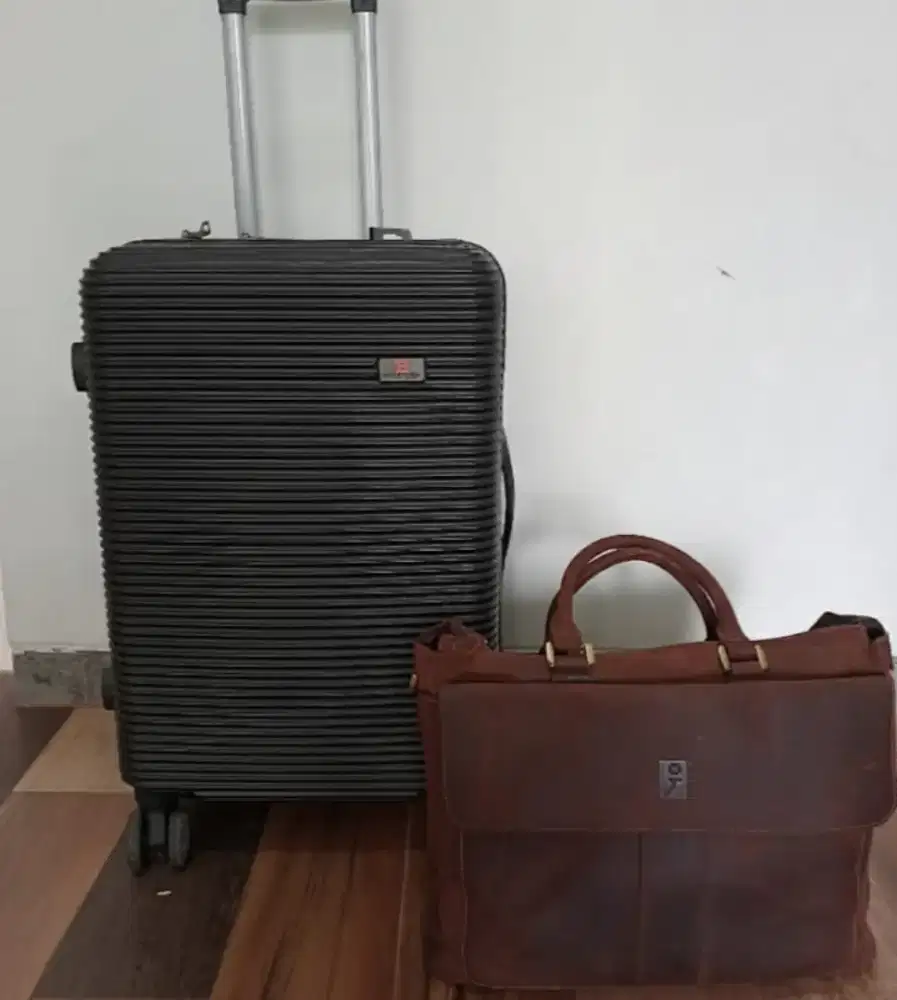 Tas kulit asli merk ishiya