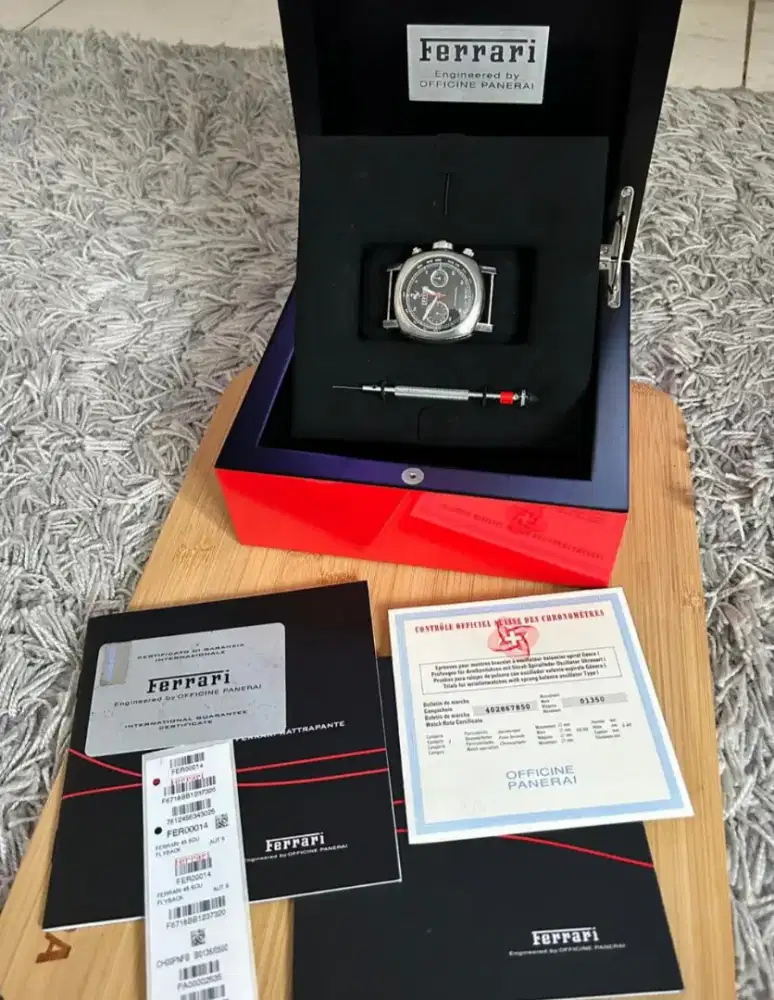 Jam Panerai Ferarri Granturismo