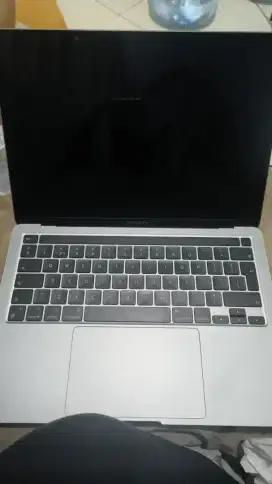 Macbook Pro M2 8/256 IBox like new