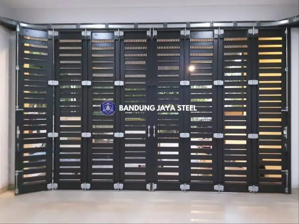Pintu Garasi Rumah sliding lipat, pintu henderson premium