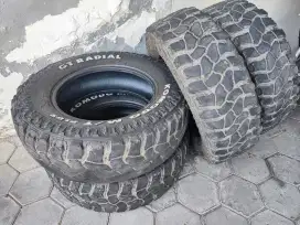Ban Komodo MT Plus 265/70 R17 4bj