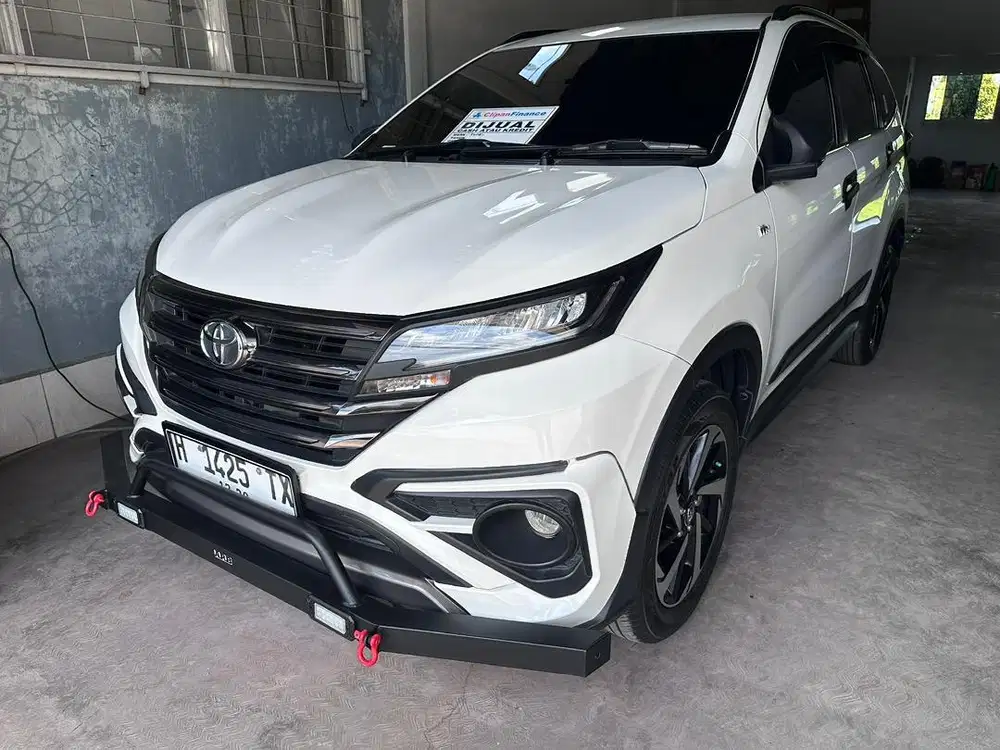Toyota Rush 1.5 GR AT 2024