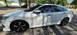 Honda Civic Putih Mulus 2017 KM rendah Pajak Panjang