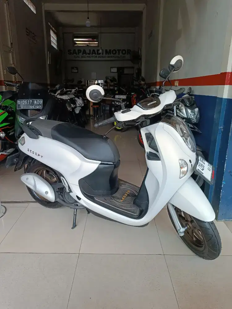 ALL NEW SCOOPY PRESTIGE 2025 ISTIMEWA