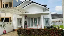 Rumah Murah 2 Lantai 3 Kamar Tidur Di Kawasan Wisata Lembang Pinggir Jalan Bebas Banjir