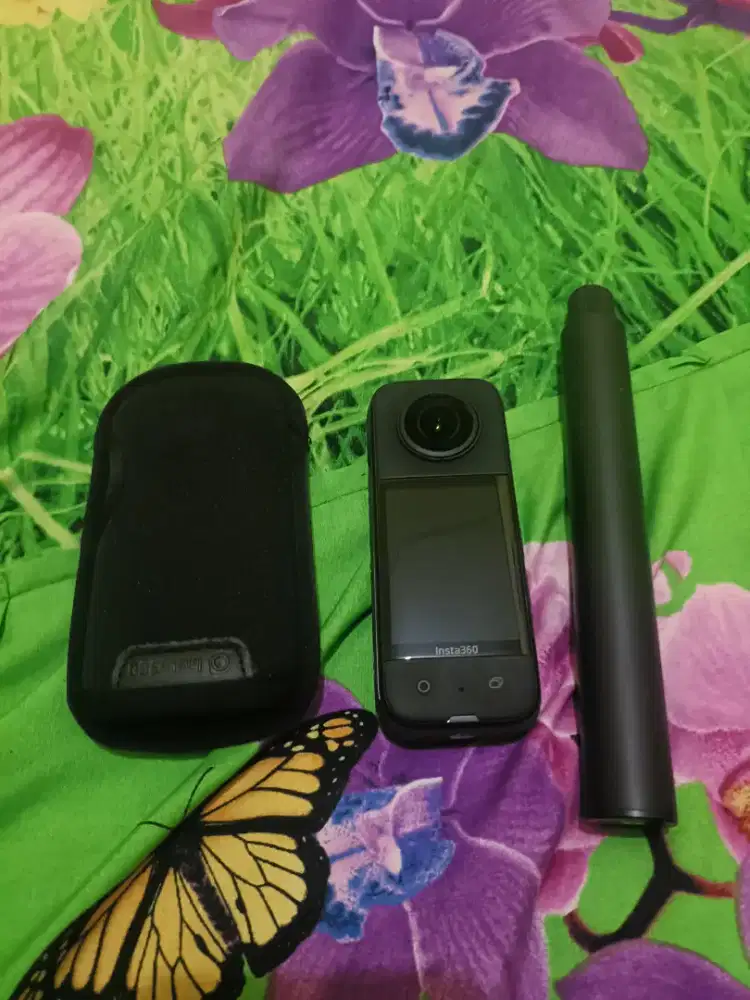 insta360 one X3