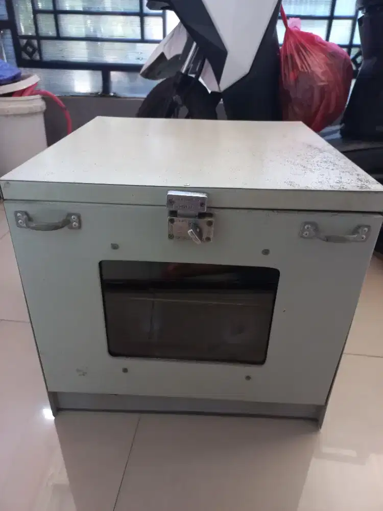 Di jual oven kue