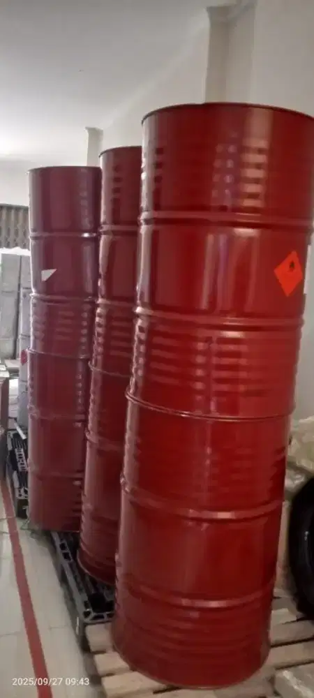 Drum besi hanya ada 10 kelapa dua.