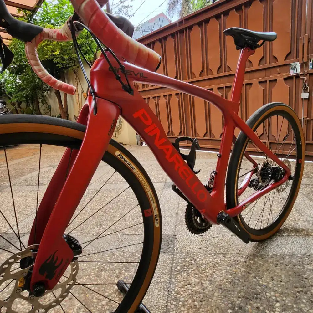 Sepeda Balap Pinarello Grevil