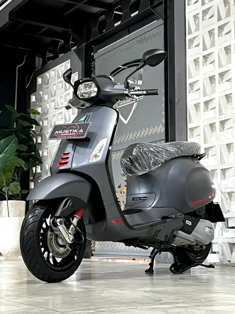 Like New‼️Vespa Sprint S ABS 150 2023. Odo 7rb. DANNY Mustika Motor