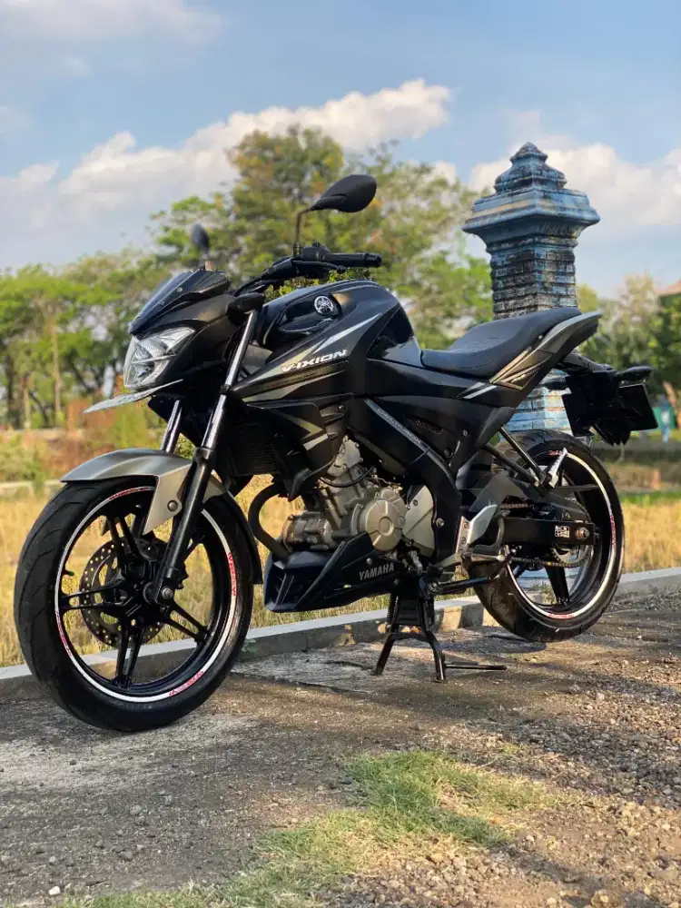 Yamaha New Vixion 2018 MATTE BLACK