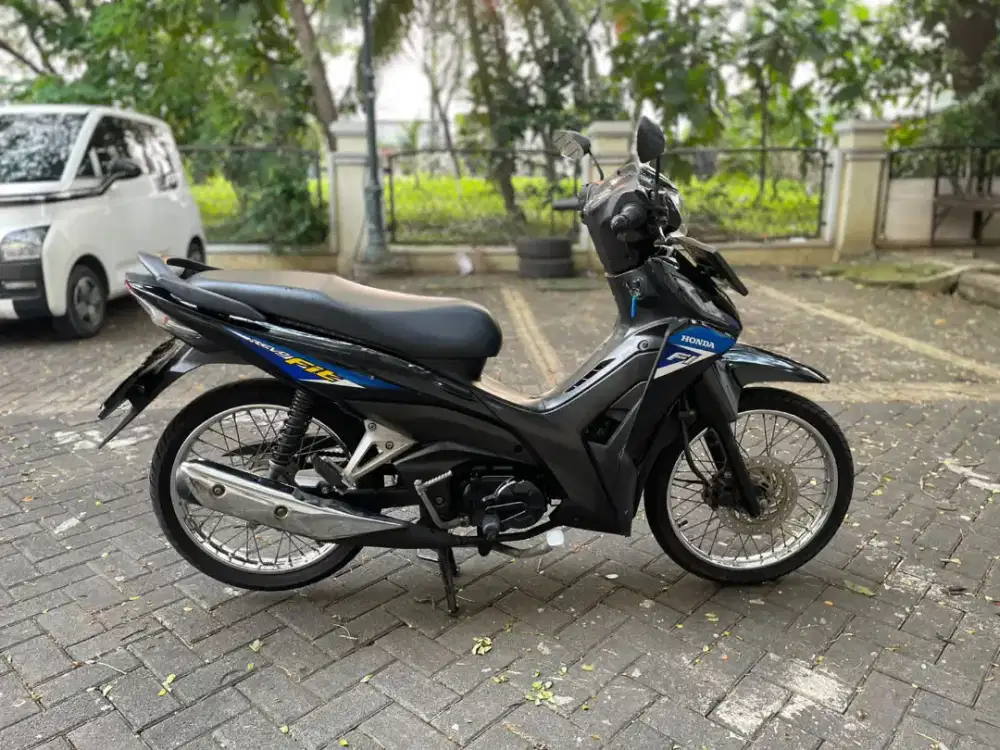 Revo Fit 2020 Pajak Panjang