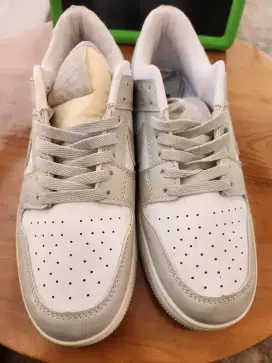 AJ 1 LOW size 41