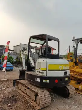 Jual Bobcat E 45 Th 2018 harga 182 jt nego