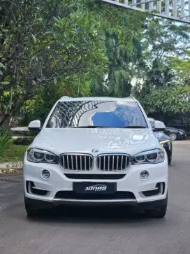 BMW X5 White On Chessnut 2015