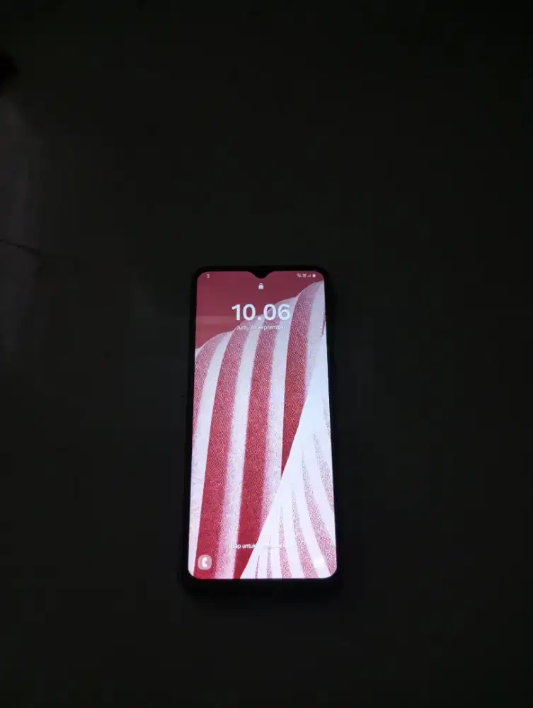 Misi gan mau jual.samsung A04E Ram 3/32 edisi lama gak gak di pake