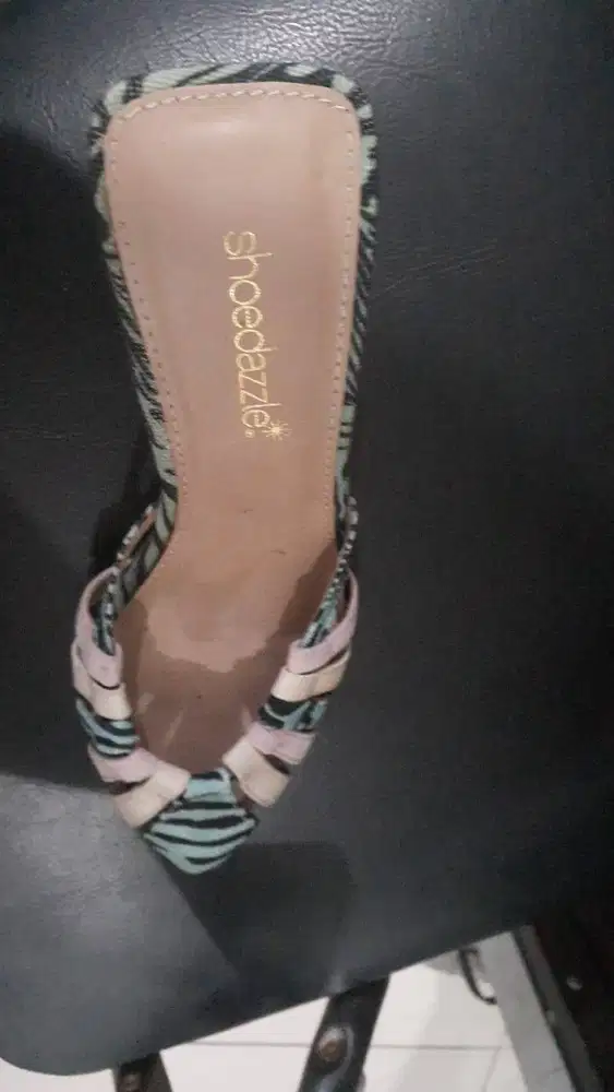 Jual sepatu wanita merek ShoeDazzle size 36 Ori produk luar & 100% new