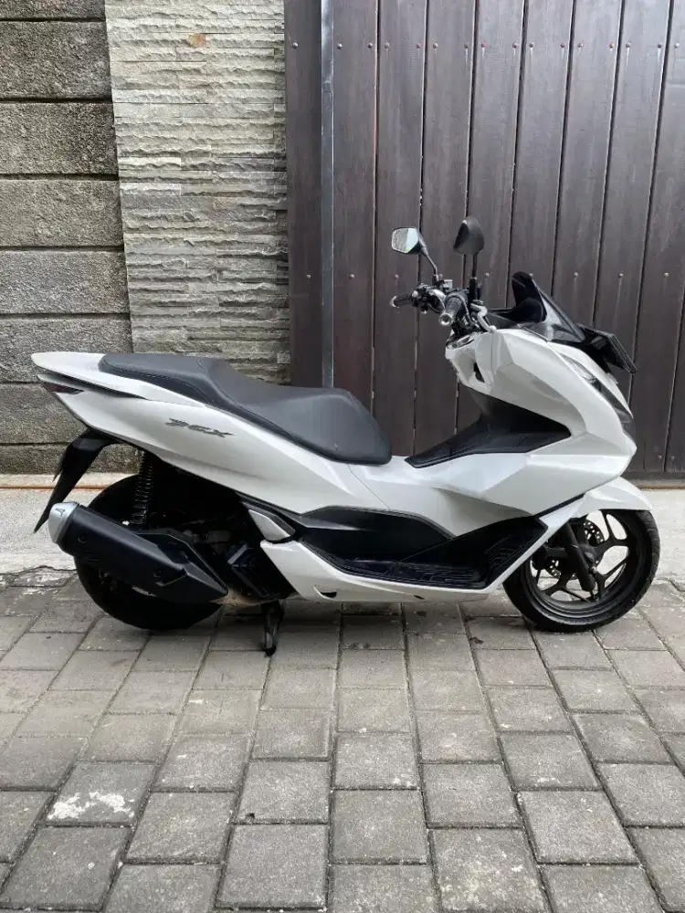 Dp 800 RB PCX 160 CC thn 2022 cash. Bali dharma motor