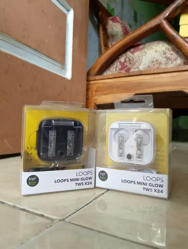LOOPS Mini Glow TWS X24 White & Black Baru, Segel& Garansi Resmi