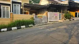 Dijual/ Disewa RUMAH Furnished tempat strategis