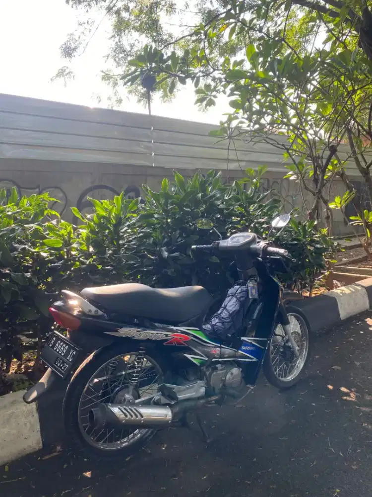Suzuki Shogun 2002