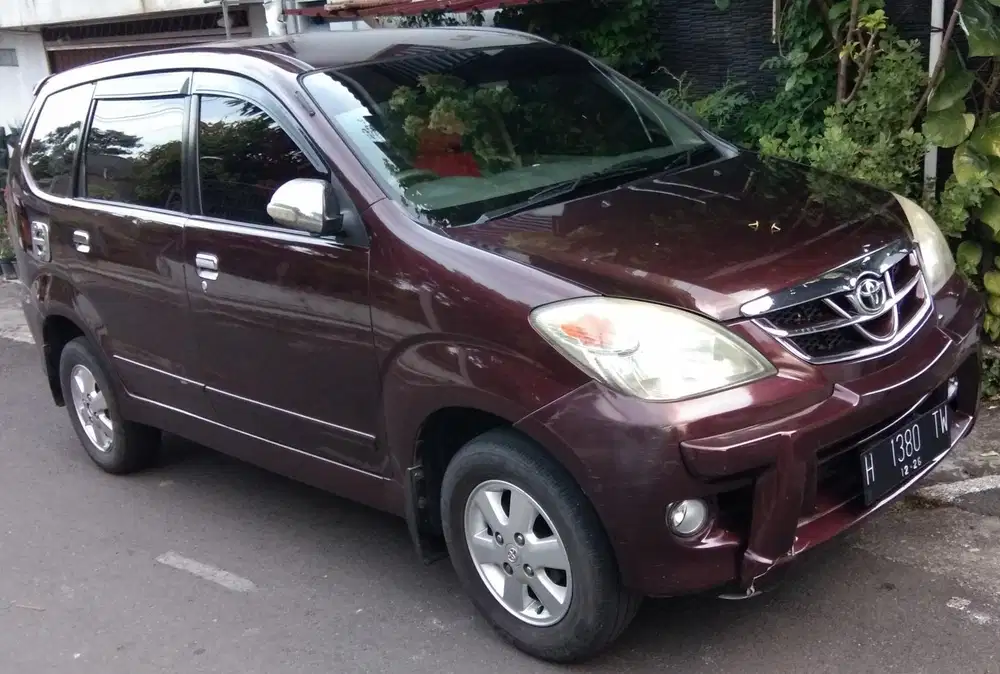 Toyota Avanza 2011 Bensin