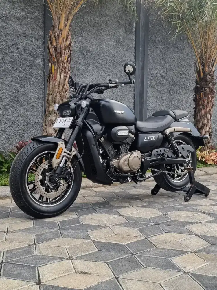 WMOTO Morbius 250cc V Twin 2 Cylinder 2024 Hitam N Malang Odo 400 Pera