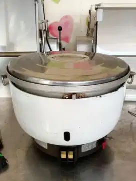 Rice cooker solid ukuran 10L otomatis on