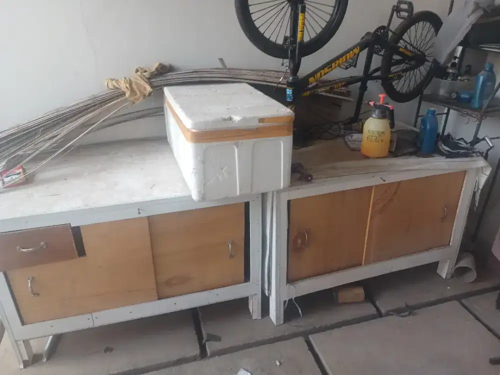 Meja rak dagang jualan 2 unit