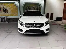 Mercedes Benz GLA 200 Sport 2014