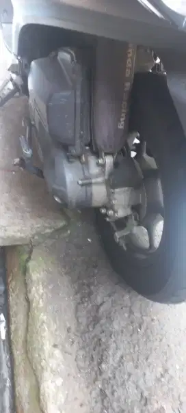 Jual honda genio cbs iss