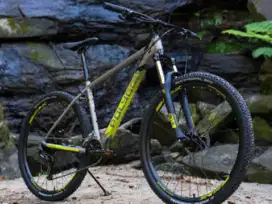 Sepeda Polygon premiere 5 like new