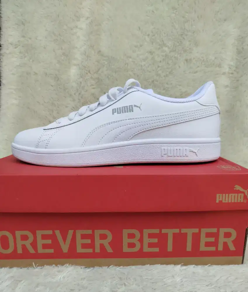 Jual sepatu sneakers pria puma smash V2 no41 putih baru ori murah saja