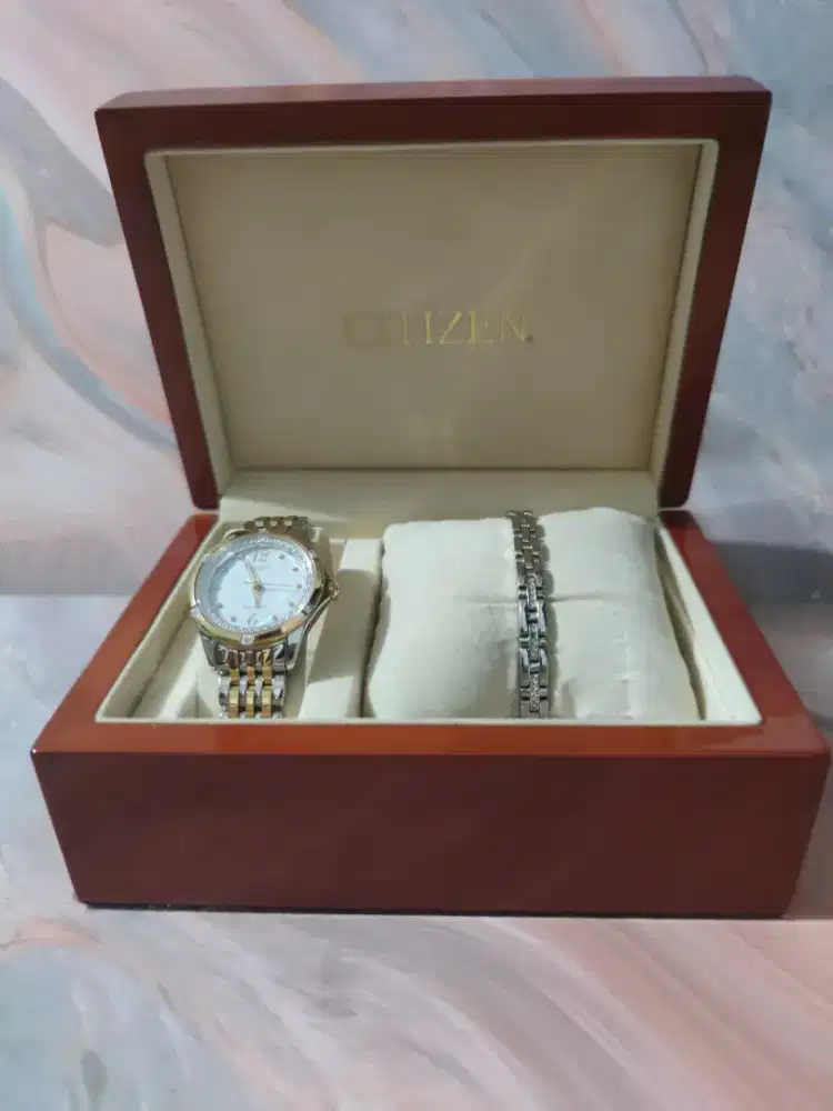 Jam tangan Citizen with bracelet