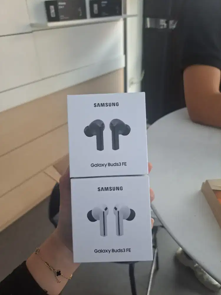 NEW PRODUK SAMSUNG GALAXY BUDS3 FE , CICILAN 0% DP , HANYA KTP AJA