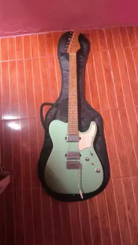 Gitar Elektrik Bacchus Universe TAC24 STD RSM
M Varian Warna Original