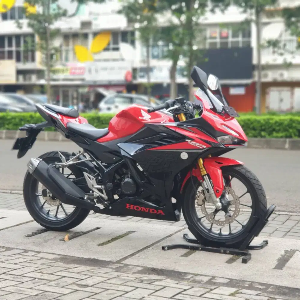 HONDA NEW CBR 150R MERAH 2023 KM 3K PAJAK PANJANG SUPER MULUS