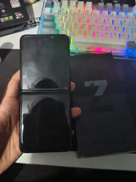 Samsung z flip 3 5G ram 8/256