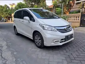 [Gress Mobil Kutisari]Freed E PSD Automatic Tahun 2013