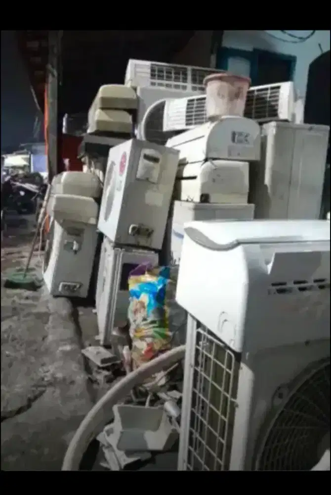 Spesialis AC bekas dan AC rusak