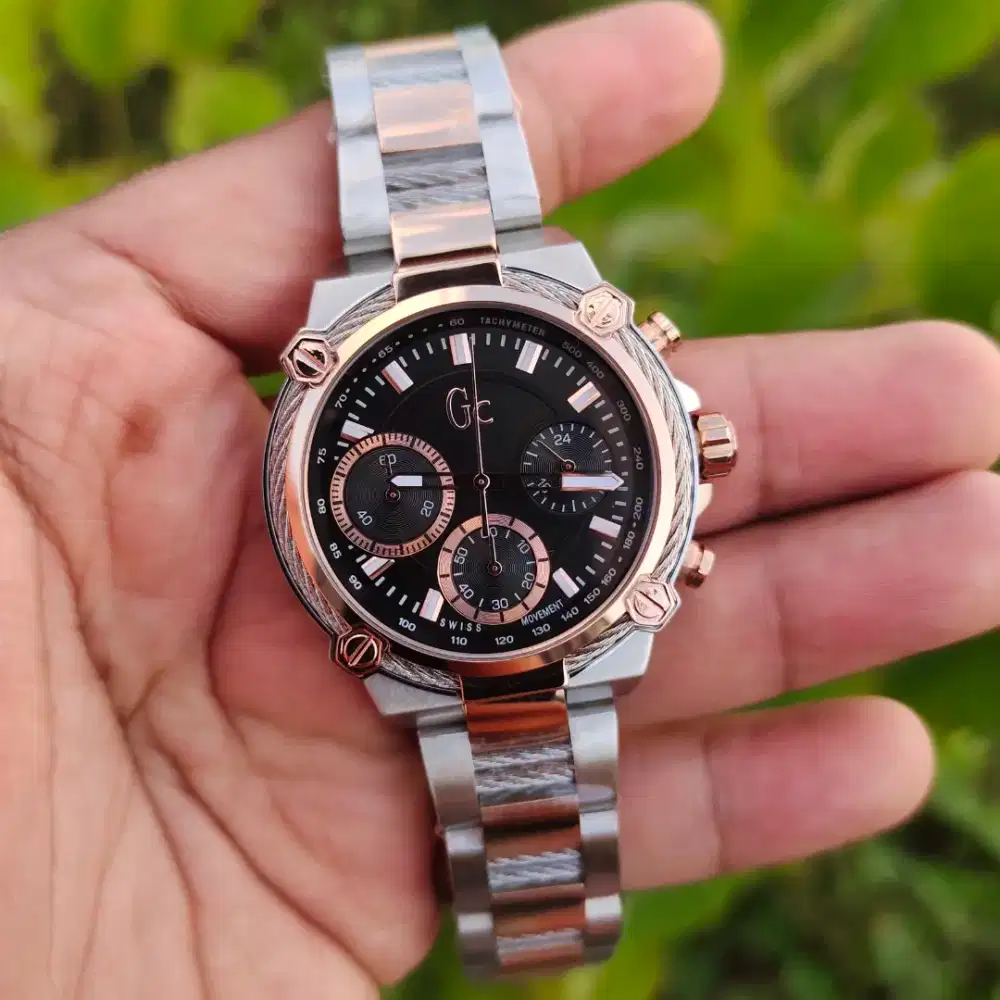 Jual jam tangan gc cewek kondisi baru