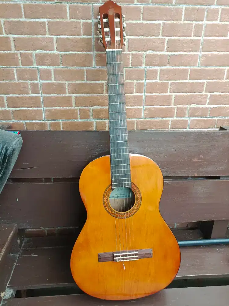 Gitar Yamaha CX 40