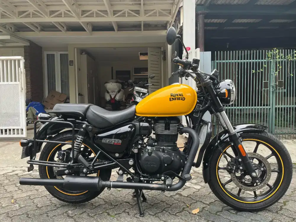 Royal Enfield meteor 350 muluss NETT aja