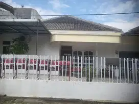 Rumah Siap Huni dan Nyaman Daerah Pondok Indraprasta – 10669