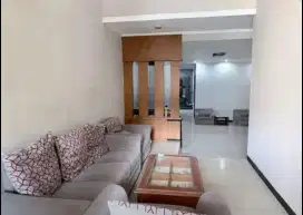 Rumah semi furnished luas 300 di dekat setra duta bandung