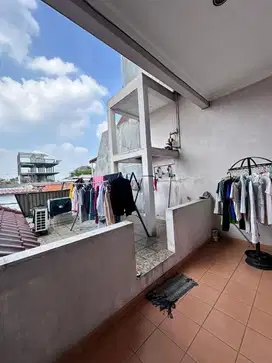 Rumah siap huni, rapi di rawamangun Jaktim