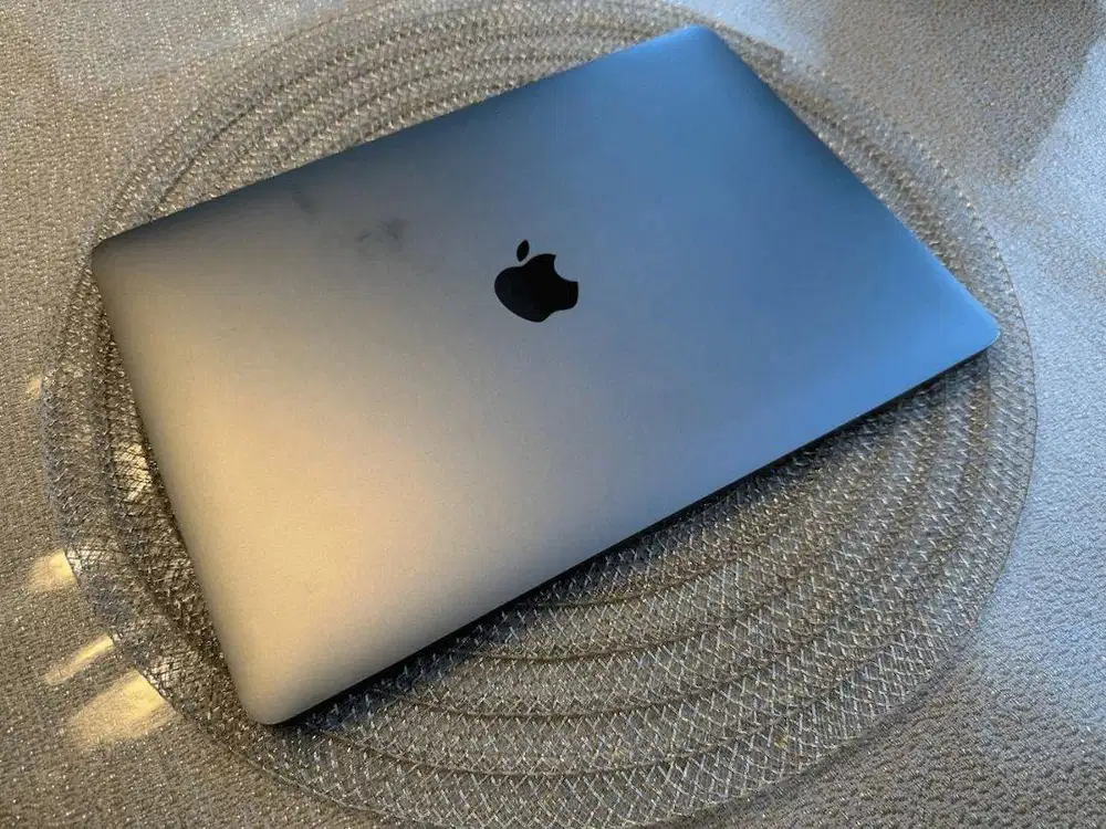 Macbook Air M1 IBOX (8/256)