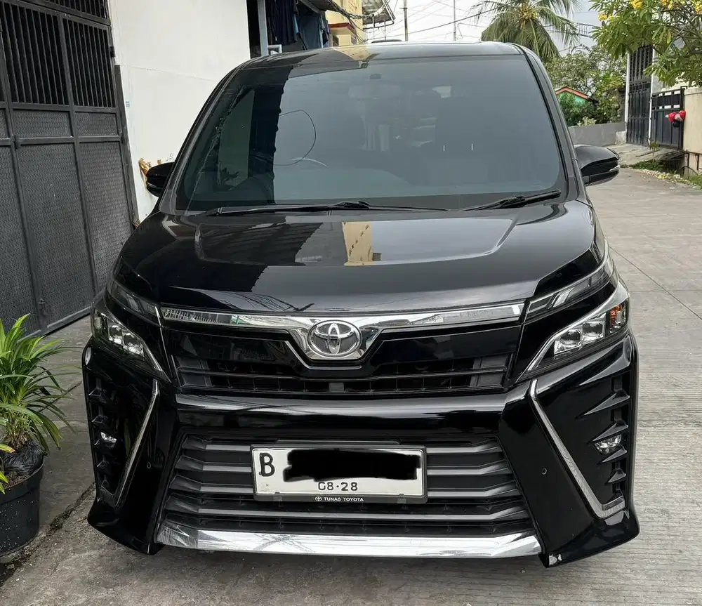 Voxy 2018 CASH full ori tangan pertama record toyota