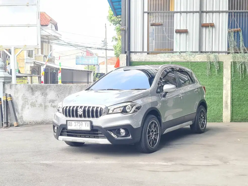 Sx4 Scroos 2019 matic km rendah